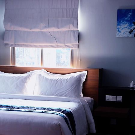 โรแรมอะซูเร Hotel ย่างกุ้ง ภายนอก รูปภาพ