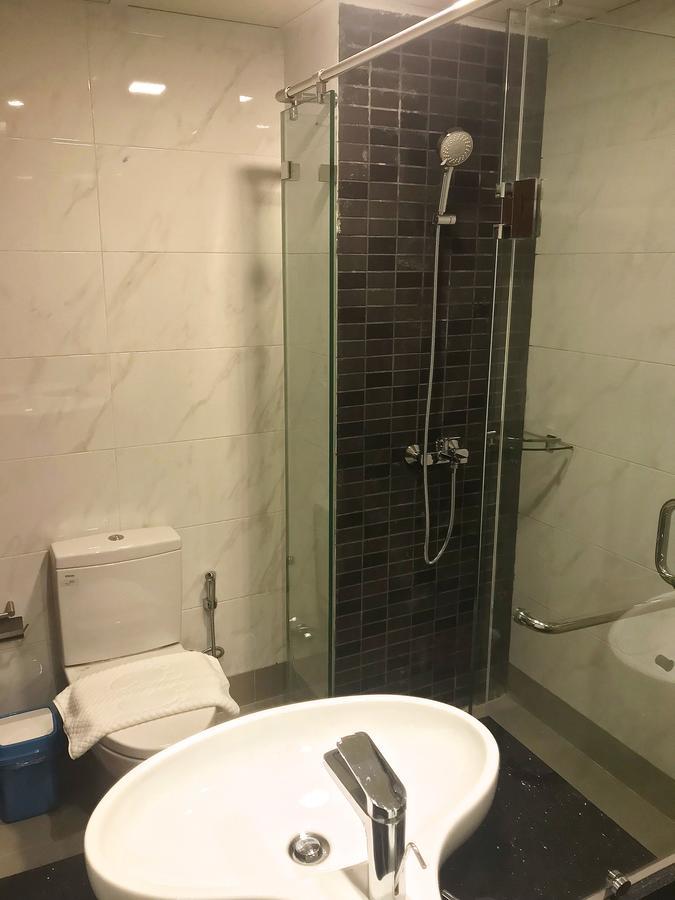 โรแรมอะซูเร Hotel ย่างกุ้ง ภายนอก รูปภาพ