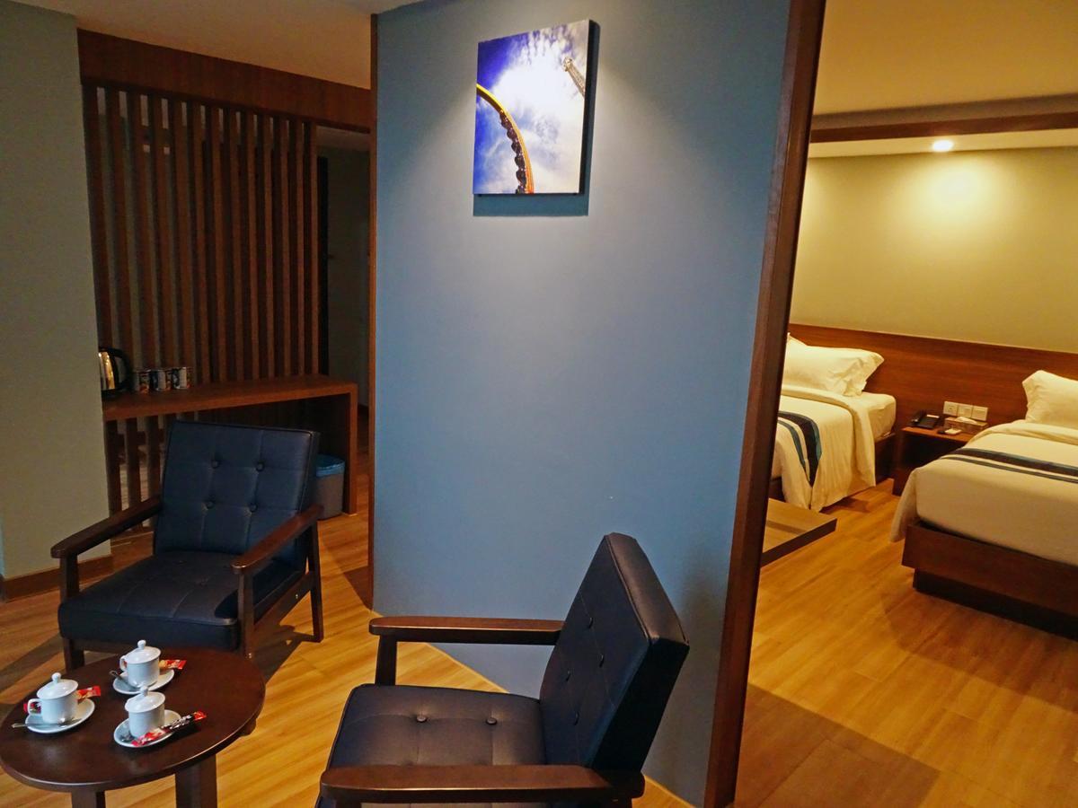 โรแรมอะซูเร Hotel ย่างกุ้ง ภายนอก รูปภาพ